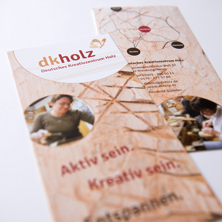 Flyer für das Deutsche Kreativzentrum Holz